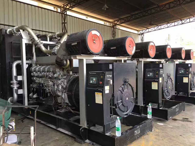 二手1000KW日本小松柴油发电机组 二手1000KW日本小松柴油发电机组